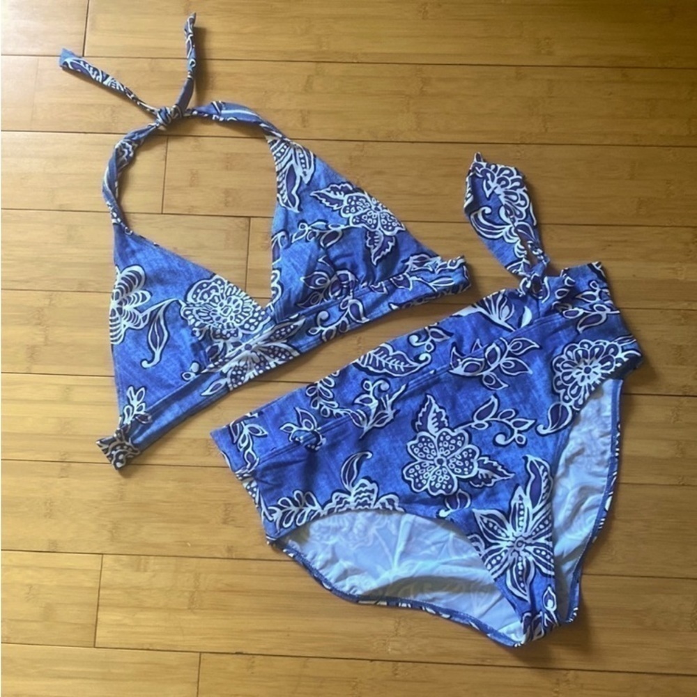 Bahia resort blue floral bikini​​​​​​​​​​​​​​​​​